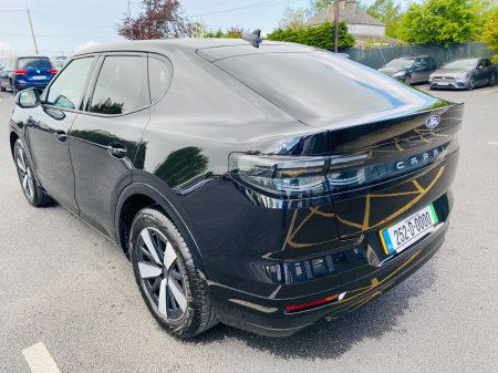 2025 Ford Capri - photo 8