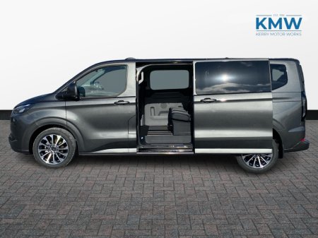 2026 Ford Tourneo Custom - photo 6