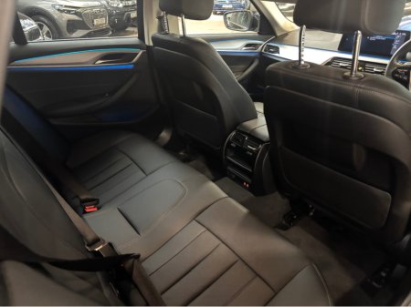 2023 BMW 5-Series - photo 5