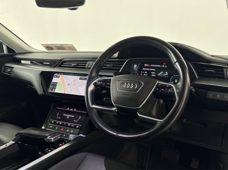 2020 Audi e-tron - photo 15