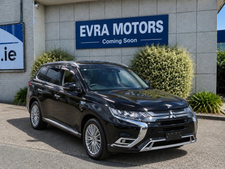2021 Mitsubishi Outlander G 4WD PHEV HYBRID AUTOMATIC 2.4 PETROL //HIGH SPEC//LOW MILES//HALF LEATHER HEATED SEATS//REVERSE CA