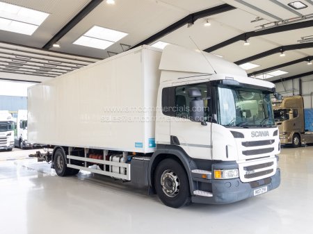 2017 SCANIA P250