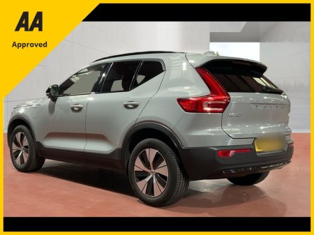 2023 Volvo XC40 - photo 3