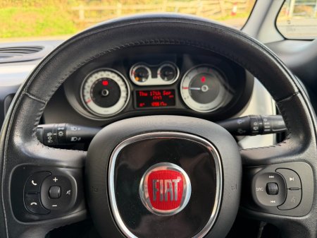2017 Fiat 500L - photo 15