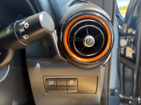 2017 Mazda Demio - photo 12