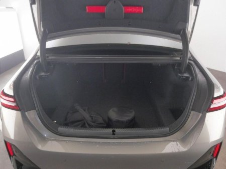 2026 BMW 5-Series - photo 12