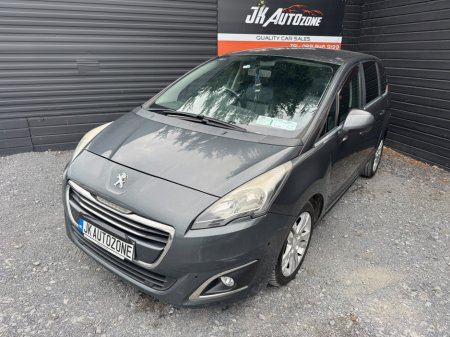 2010 Peugeot 5008 - photo 3