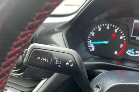 2020 Ford Fiesta - photo 14