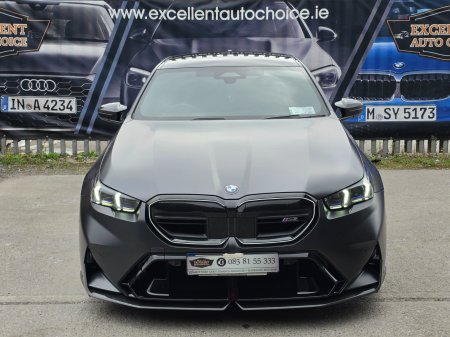 2025 BMW M5 - photo 2