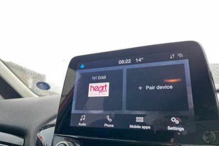 2020 Ford Fiesta - photo 28