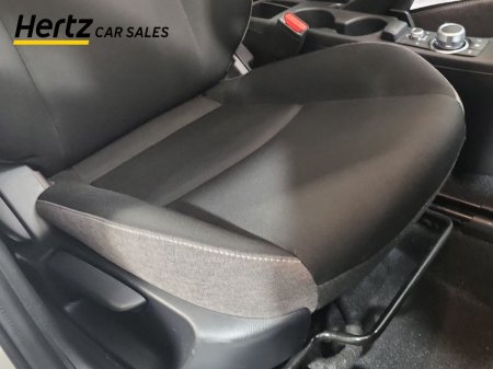 2024 Mazda Mazda2 - photo 20