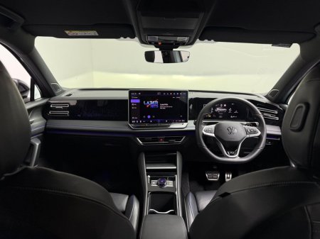 2025 Volkswagen Tiguan - photo 13