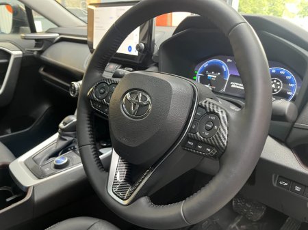 2024 Toyota RAV4 - photo 10