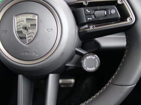 2026 Porsche Macan - photo 10
