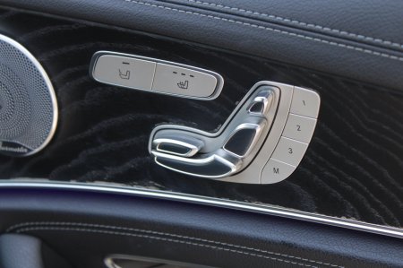 2018 Mercedes-Benz E-Class - photo 11
