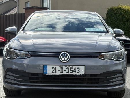 2021 Volkswagen Golf - photo 2