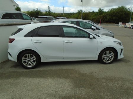 2022 Kia Ceed - photo 9