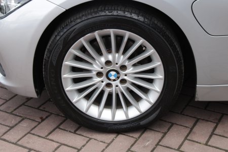 2017 BMW 3-Series - photo 23