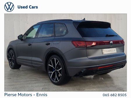 2025 Volkswagen Touareg - photo 3