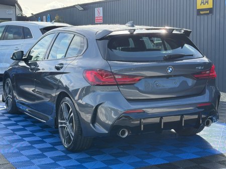 2021 BMW 1-Series - photo 8