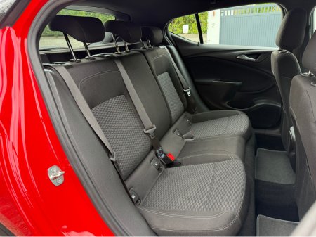 2016 Opel Astra - photo 16