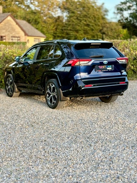 2022 Toyota RAV4 - photo 9