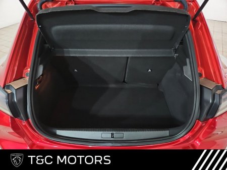 2025 Peugeot 208 - photo 8