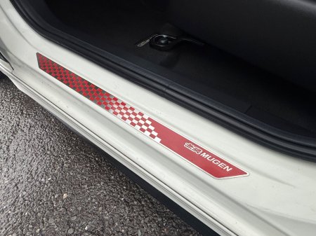2016 Honda Fit - photo 18