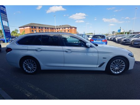 2022 BMW 5-Series - photo 7