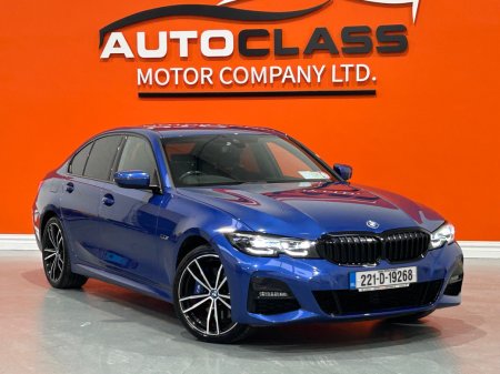 2022 BMW 3-Series - photo 2