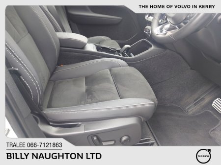 2022 Volvo XC40 - photo 41