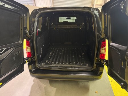 2020 Citroen Berlingo - photo 24