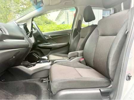 2016 Honda Fit - photo 21
