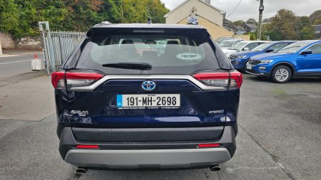 2019 Toyota RAV4 - photo 4