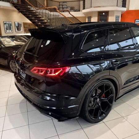 2022 Volkswagen Touareg - photo 7