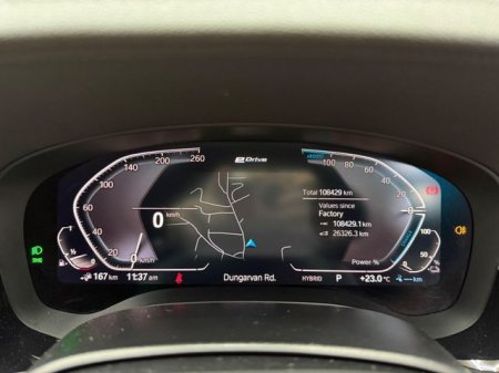 2022 BMW 5-Series - photo 23