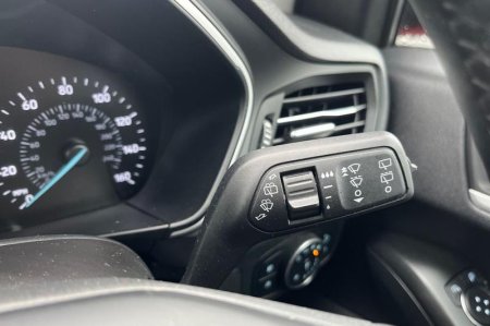 2018 Ford Focus - photo 15