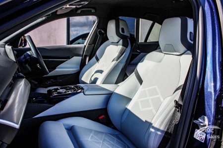 2024 BMW 3-Series - photo 26