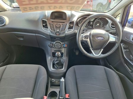 2016 Ford Fiesta - photo 3