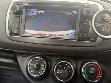 2012 Toyota Yaris - photo 9