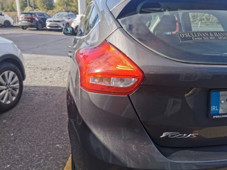 2016 Ford Focus - photo 14