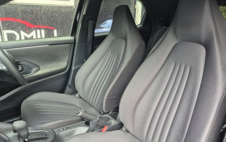 2020 Toyota Yaris - photo 11