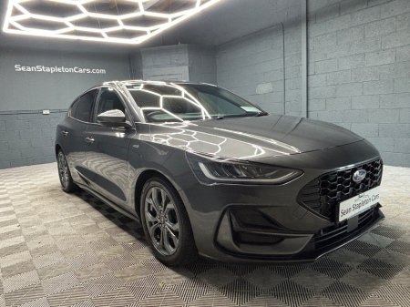 2023 Ford Focus - photo 3