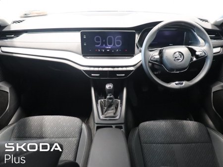 2024 Skoda Octavia - photo 2