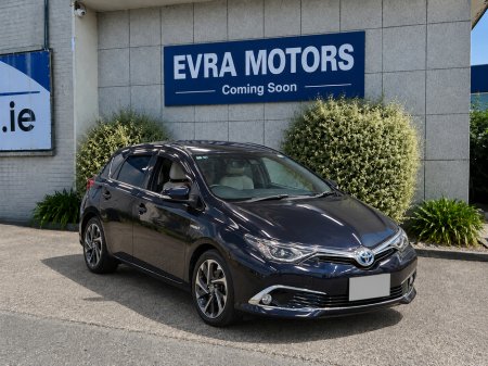2016 Toyota Auris G HYBRID AUTOMATIC 1.8 PETROL //HIGH SPEC//VERY LOW MILES//FULL LEATHER HEATED SEATS//REVERSE CAMERA