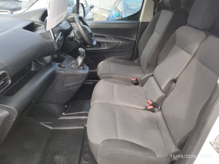 2021 Peugeot Partner - photo 9