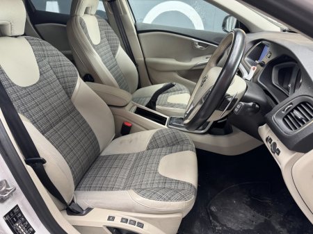 2018 Volvo V40 - photo 15