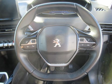 2022 Peugeot 5008 - photo 17