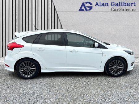 2018 Ford Focus - photo 3