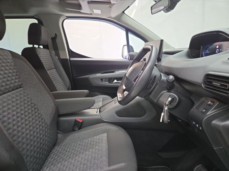 2025 Peugeot e-Rifter - photo 9